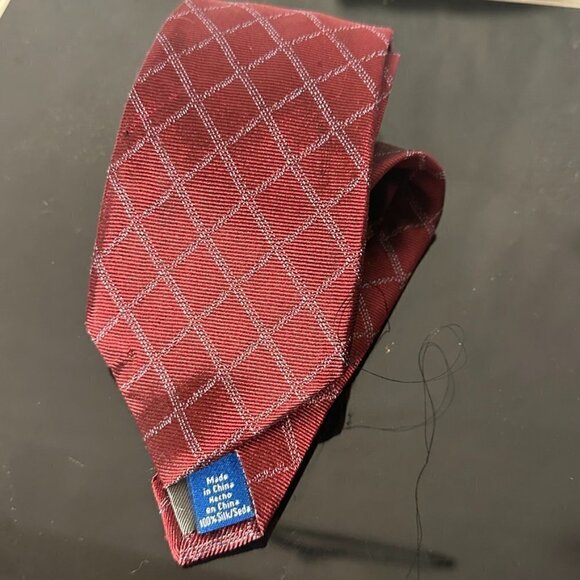 Vince Camuto Silk TIe Diamond Argyle Mid Century modernist Maroon Modern Red - Picture 4 of 6